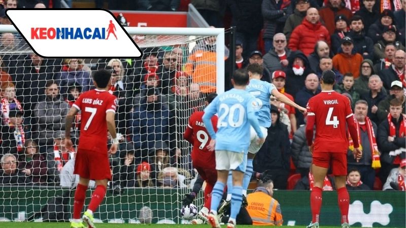 liverpool-va-man-city-dong-loat-say-chan-o-ngoai-hang-anh Liverpool và Man City đồng loạt sảy chân ở Ngoại hạng Anh